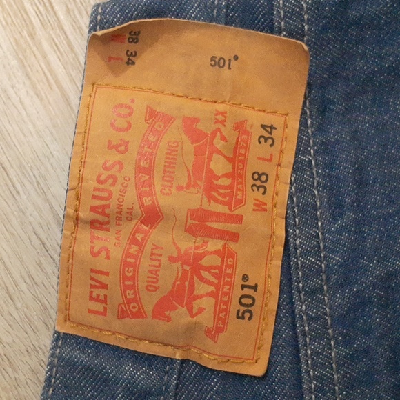 Levi Strauss 501 Classic Jeans Men's 38 34  Blue Vintage Red Tab Levi's - Picture 3 of 10